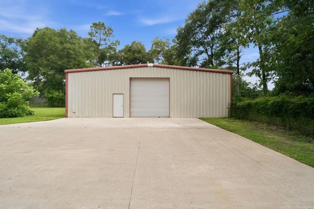 26815 E Fm 2090 Road, Splendora, TX 77372