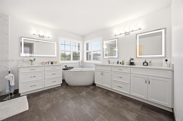 2576 SW 158th Avenue, Miramar, FL 33027