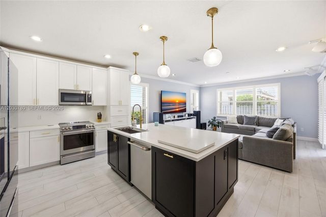 2576 SW 158th Avenue, Miramar, FL 33027