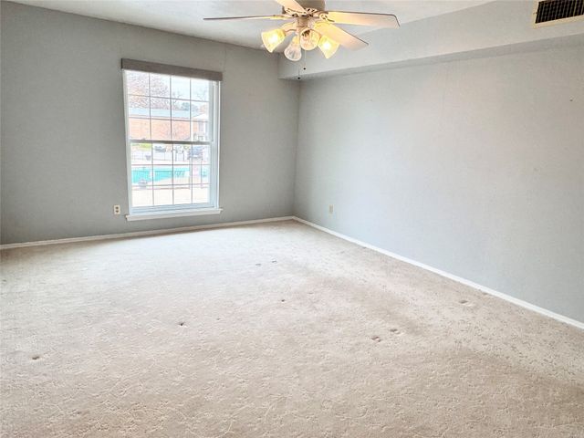 4014 Ridglea Country Club Drive 407, Fort Worth, TX 76126