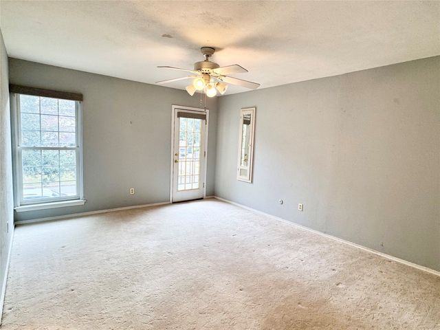 4014 Ridglea Country Club Drive 407, Fort Worth, TX 76126