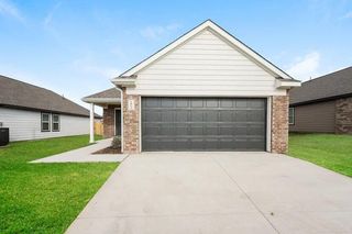 1805 Crimson Lake Boulevard, El Reno, OK 73036