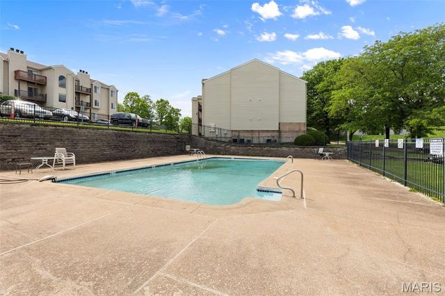 2403 Sandalwood Creek Court D, Wildwood, MO 63038