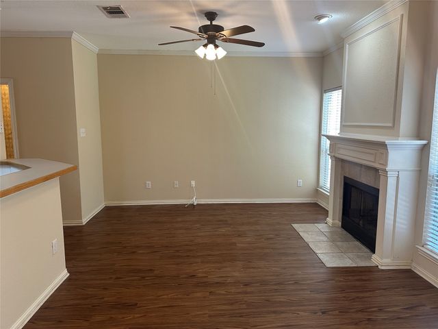 2400 Southlake Court, Irving, TX 75038