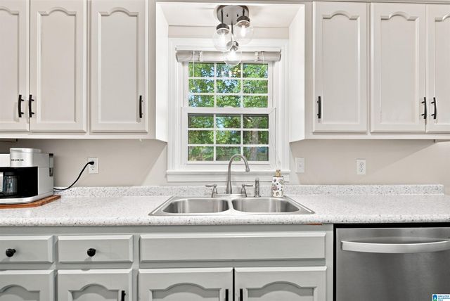 11713 ARLINGTON AVENUE, Northport, AL 35475