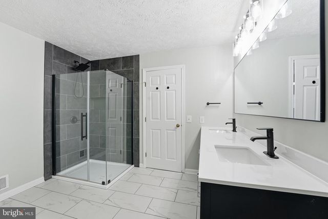 4690 ABBOTT CT, Woodbridge, VA 22193