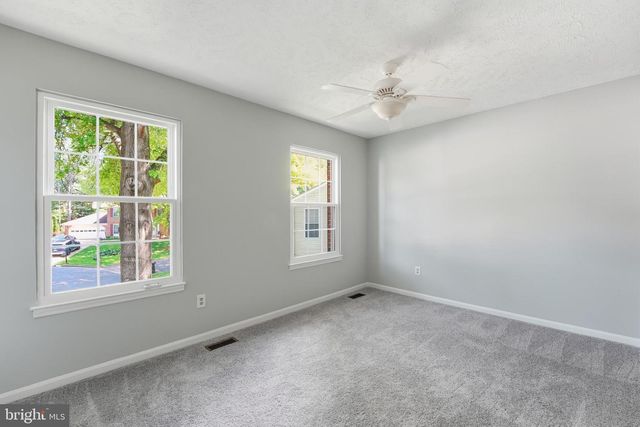 4690 ABBOTT CT, Woodbridge, VA 22193
