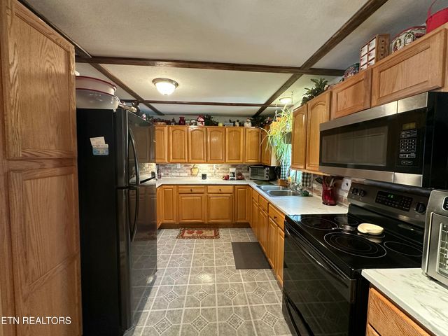 118 Tresa St, Crossville, TN 38572