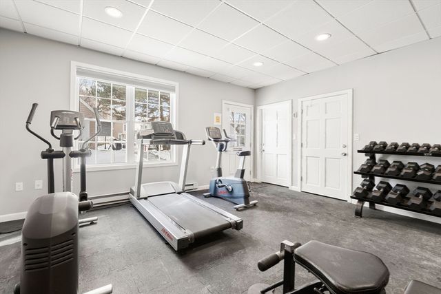 21 Harbourside Rd 26, Quincy, MA 02171