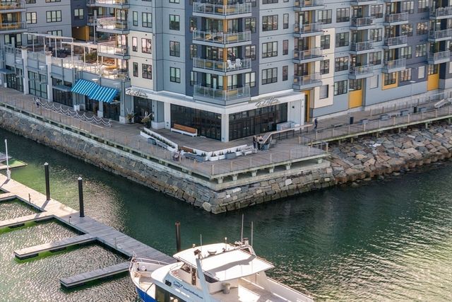 21 Harbourside Rd 26, Quincy, MA 02171