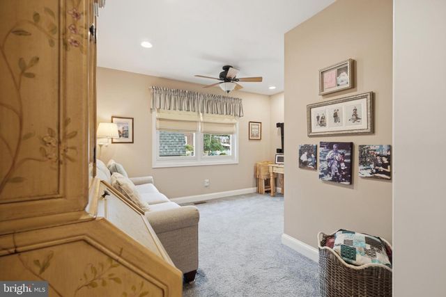 1084 CEDARWOOD RD, Glenolden, PA 19036