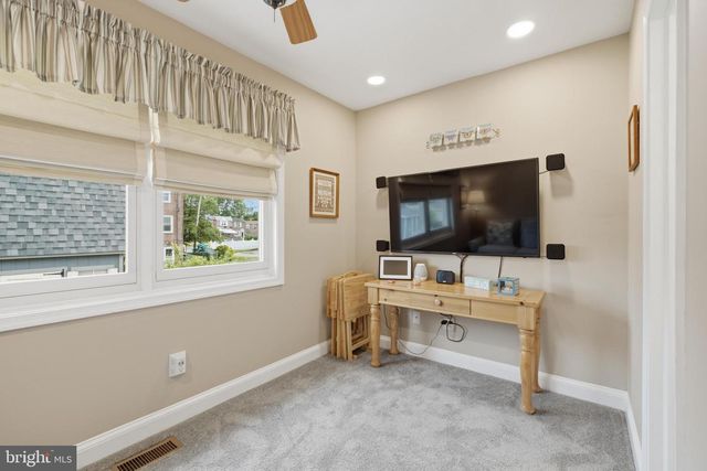 1084 CEDARWOOD RD, Glenolden, PA 19036