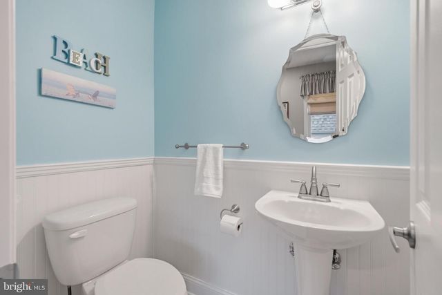 1084 CEDARWOOD RD, Glenolden, PA 19036