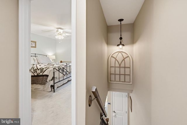 1084 CEDARWOOD RD, Glenolden, PA 19036