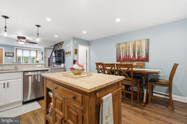 1084 CEDARWOOD RD, Glenolden, PA 19036
