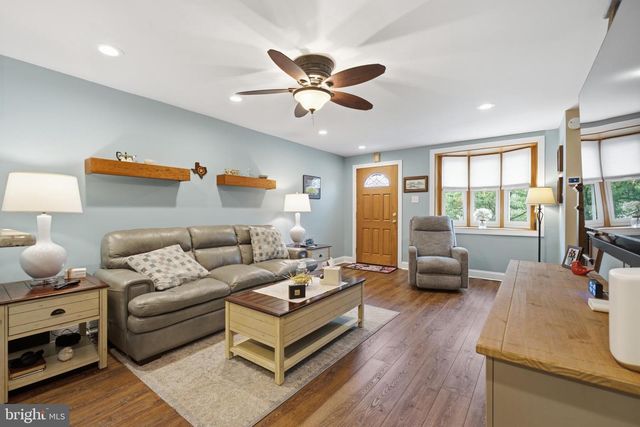 1084 CEDARWOOD RD, Glenolden, PA 19036