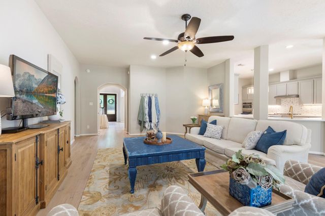 10311 Clubhouse Circle, Magnolia, TX 77354