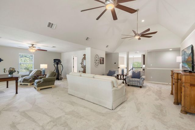 10311 Clubhouse Circle, Magnolia, TX 77354