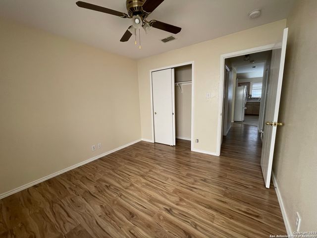 1719 Pinetum, San Antonio, TX 78213