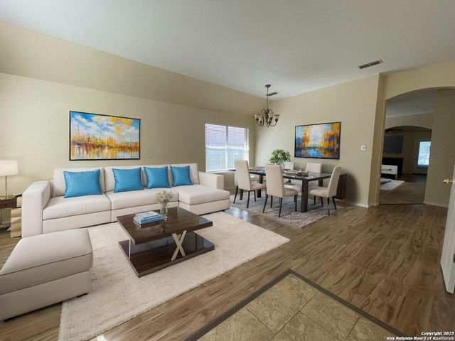 1719 Pinetum, San Antonio, TX 78213