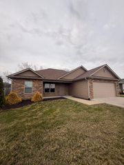 5733 GEYSER BLVD, Columbia, MO 65202