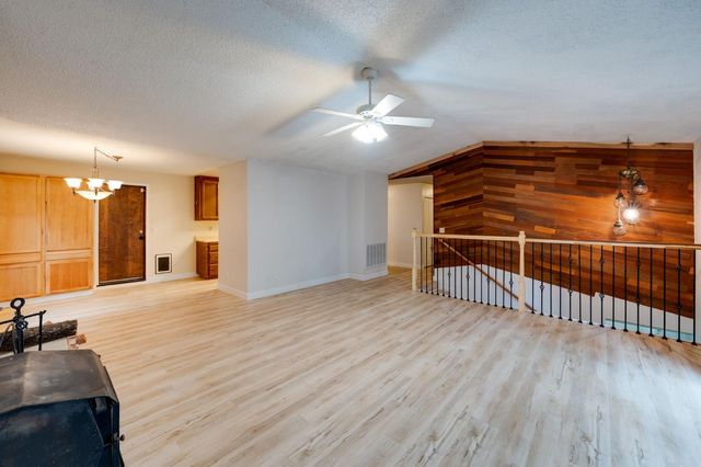 5531 Begonia Dr, Pollock Pines, CA 95726