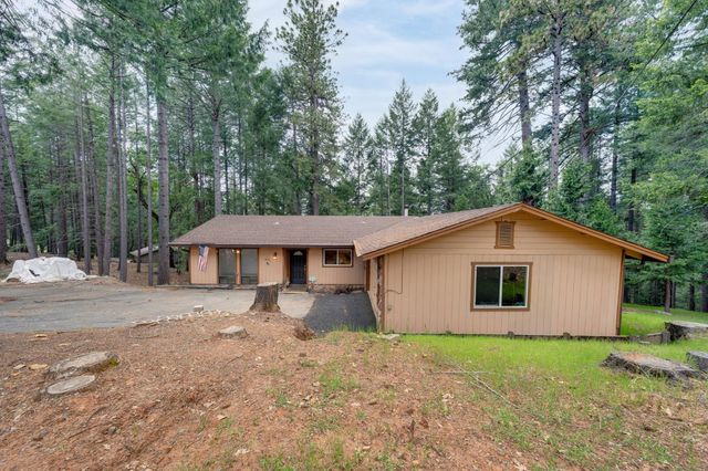 5531 Begonia Dr, Pollock Pines, CA 95726