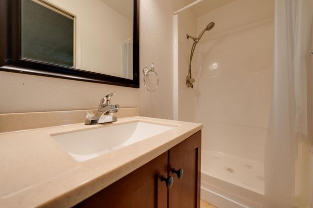 5531 Begonia Dr, Pollock Pines, CA 95726