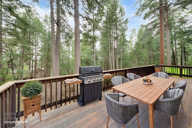 5531 Begonia Dr, Pollock Pines, CA 95726