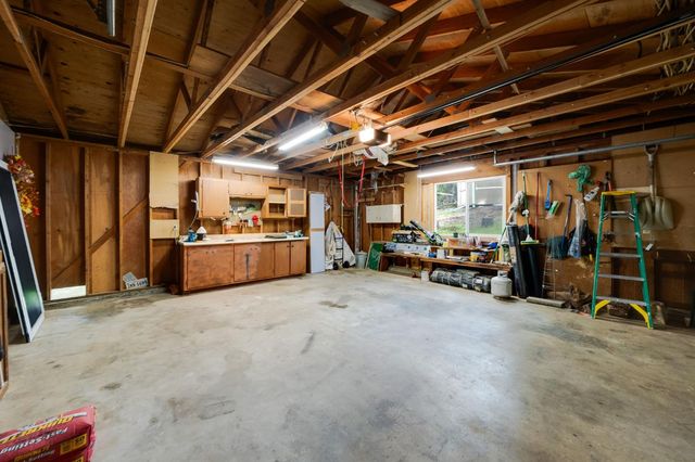 5531 Begonia Dr, Pollock Pines, CA 95726