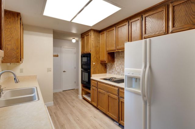 5531 Begonia Dr, Pollock Pines, CA 95726