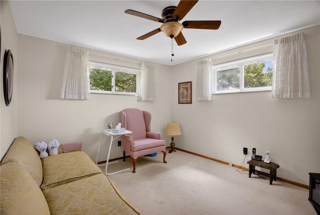 186 William St, Stowe Twp, PA 15136