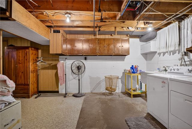 186 William St, Stowe Twp, PA 15136