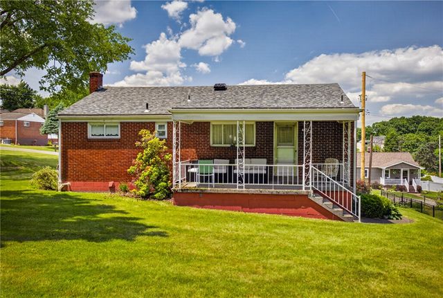 186 William St, Stowe Twp, PA 15136