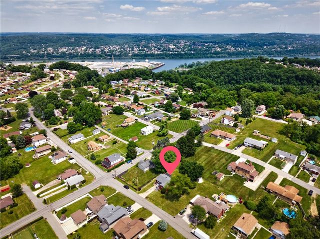 186 William St, Stowe Twp, PA 15136