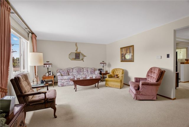 186 William St, Stowe Twp, PA 15136