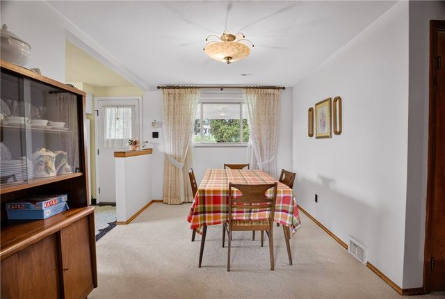 186 William St, Stowe Twp, PA 15136