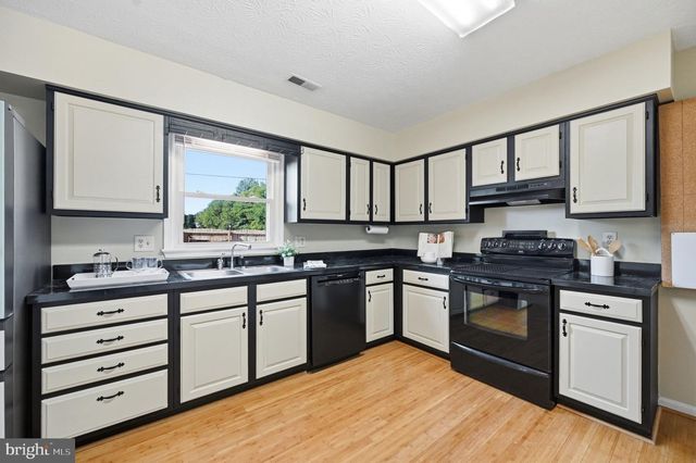 101 TUNIS CT, Stephens City, VA 22655