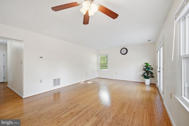 101 TUNIS CT, Stephens City, VA 22655