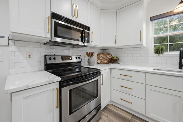 2622 N Keith, Wichita, KS 67205