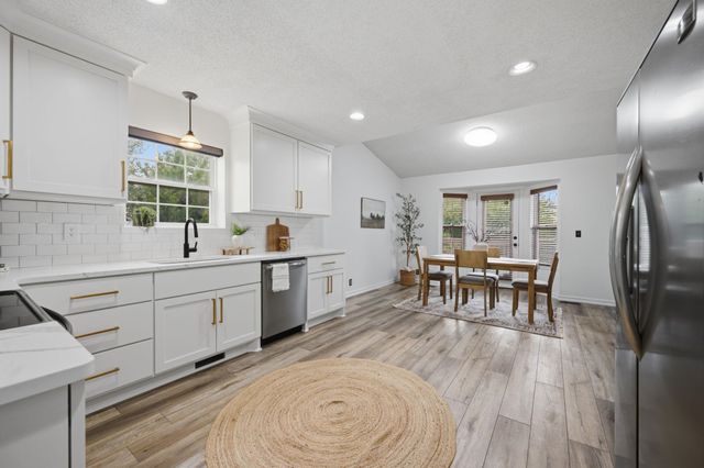 2622 N Keith, Wichita, KS 67205