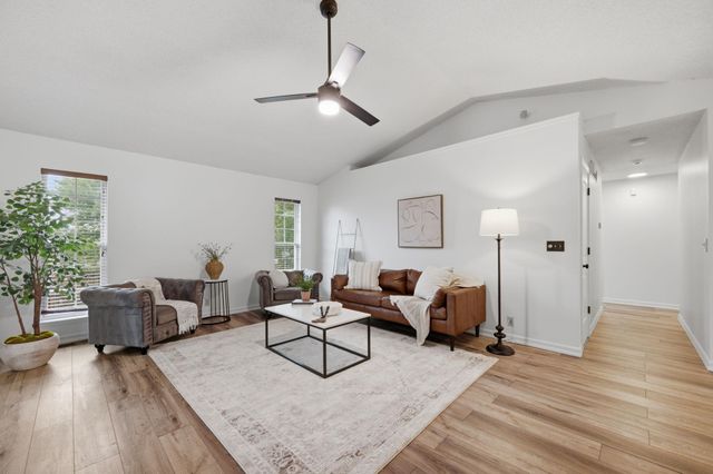 2622 N Keith, Wichita, KS 67205
