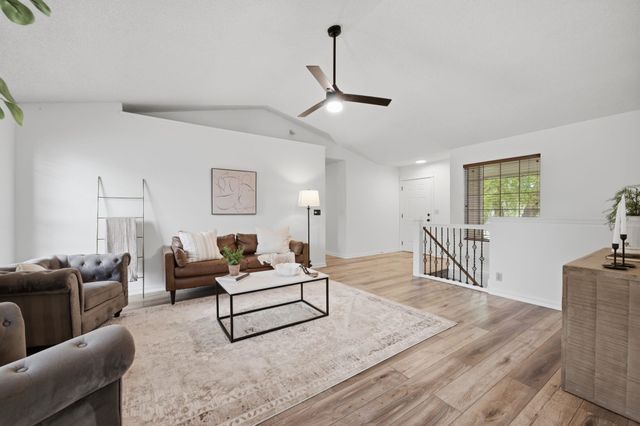 2622 N Keith, Wichita, KS 67205