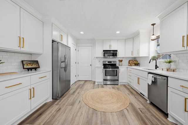 2622 N Keith, Wichita, KS 67205
