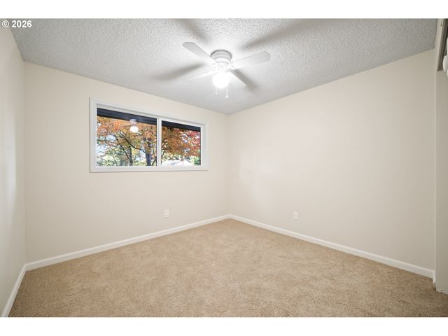 15021 Ne 24TH St, Vancouver, WA 98684