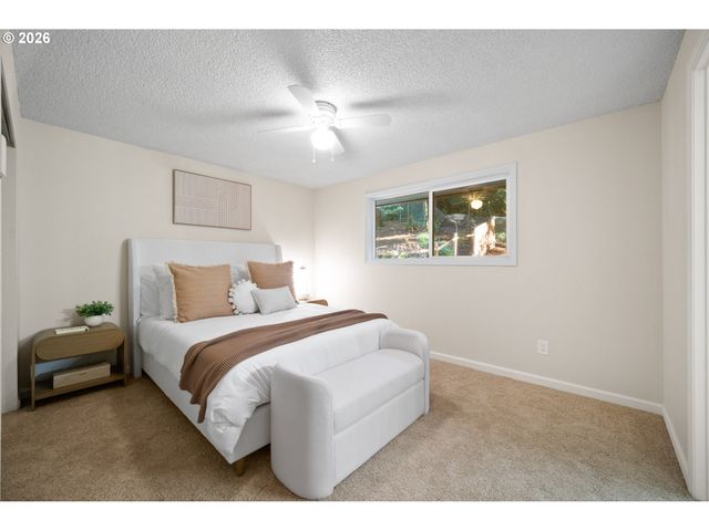 15021 Ne 24TH St, Vancouver, WA 98684