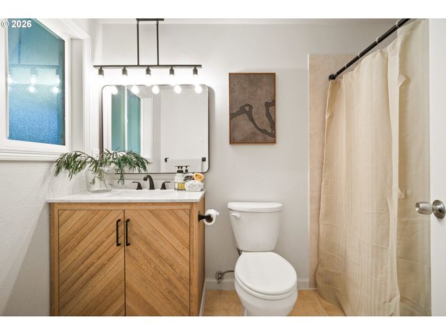 15021 Ne 24TH St, Vancouver, WA 98684