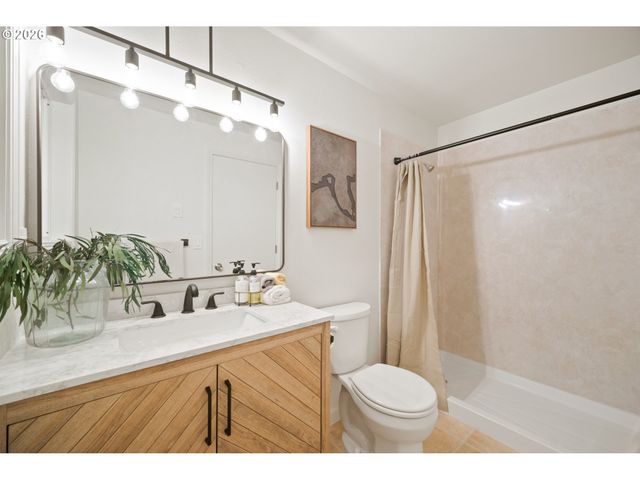 15021 Ne 24TH St, Vancouver, WA 98684