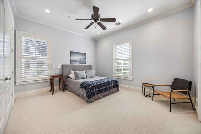 4260 Emory Avenue, West University Place, TX 77005