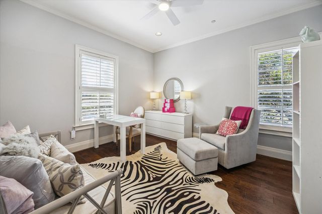 4260 Emory Avenue, West University Place, TX 77005